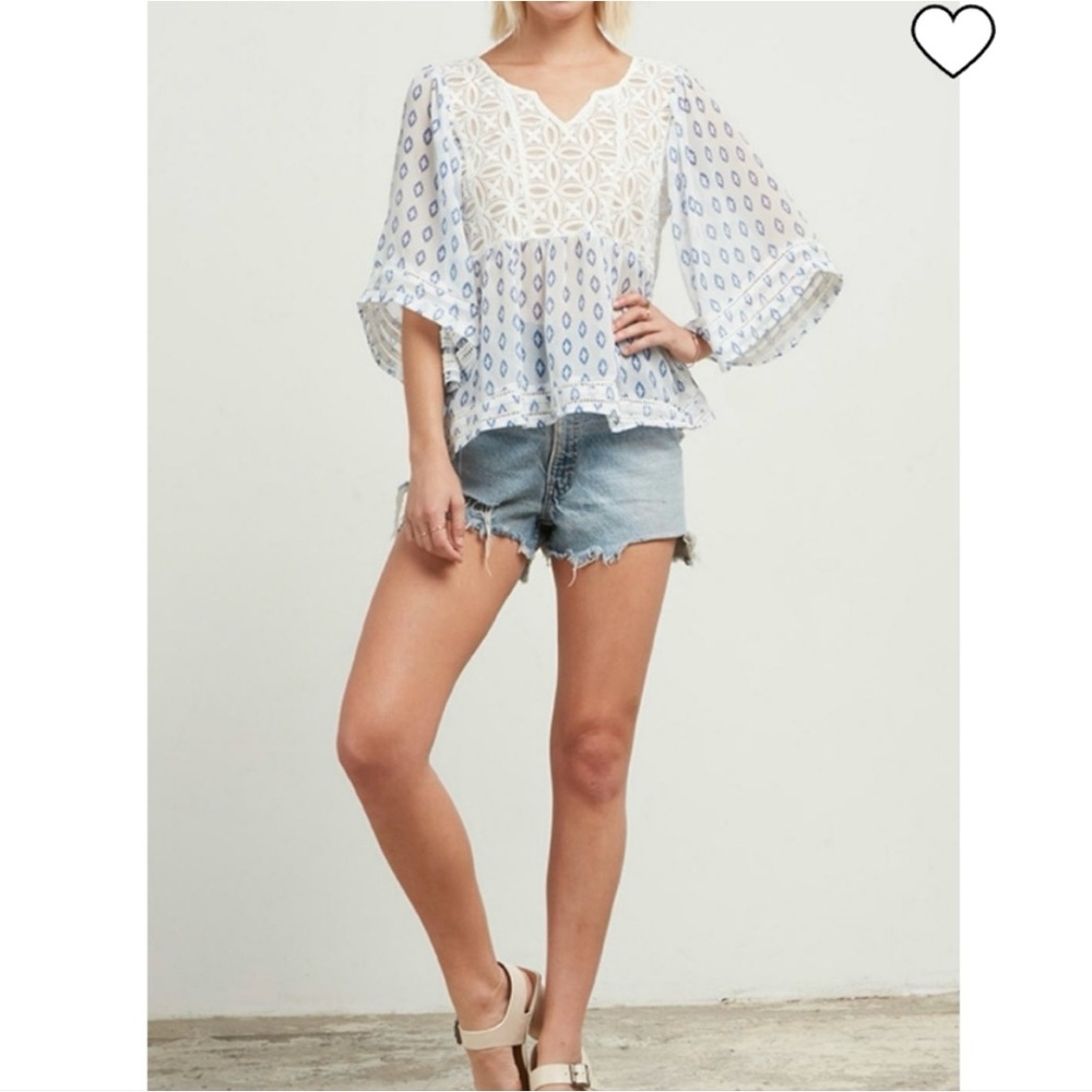 CUPCAKES AND CASHMERE Drea Lace Flowy Boho Blouse Top Size S